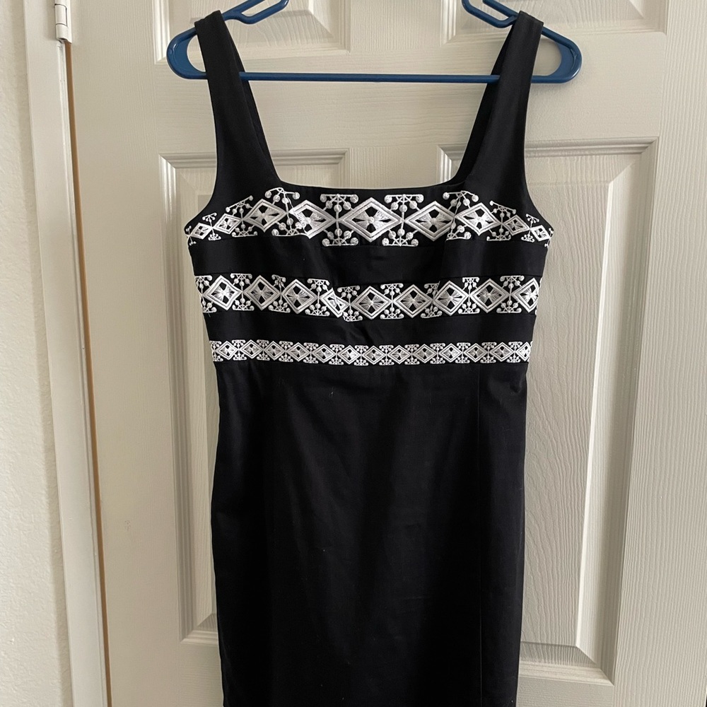 WHBM Black & White Sheath Dress